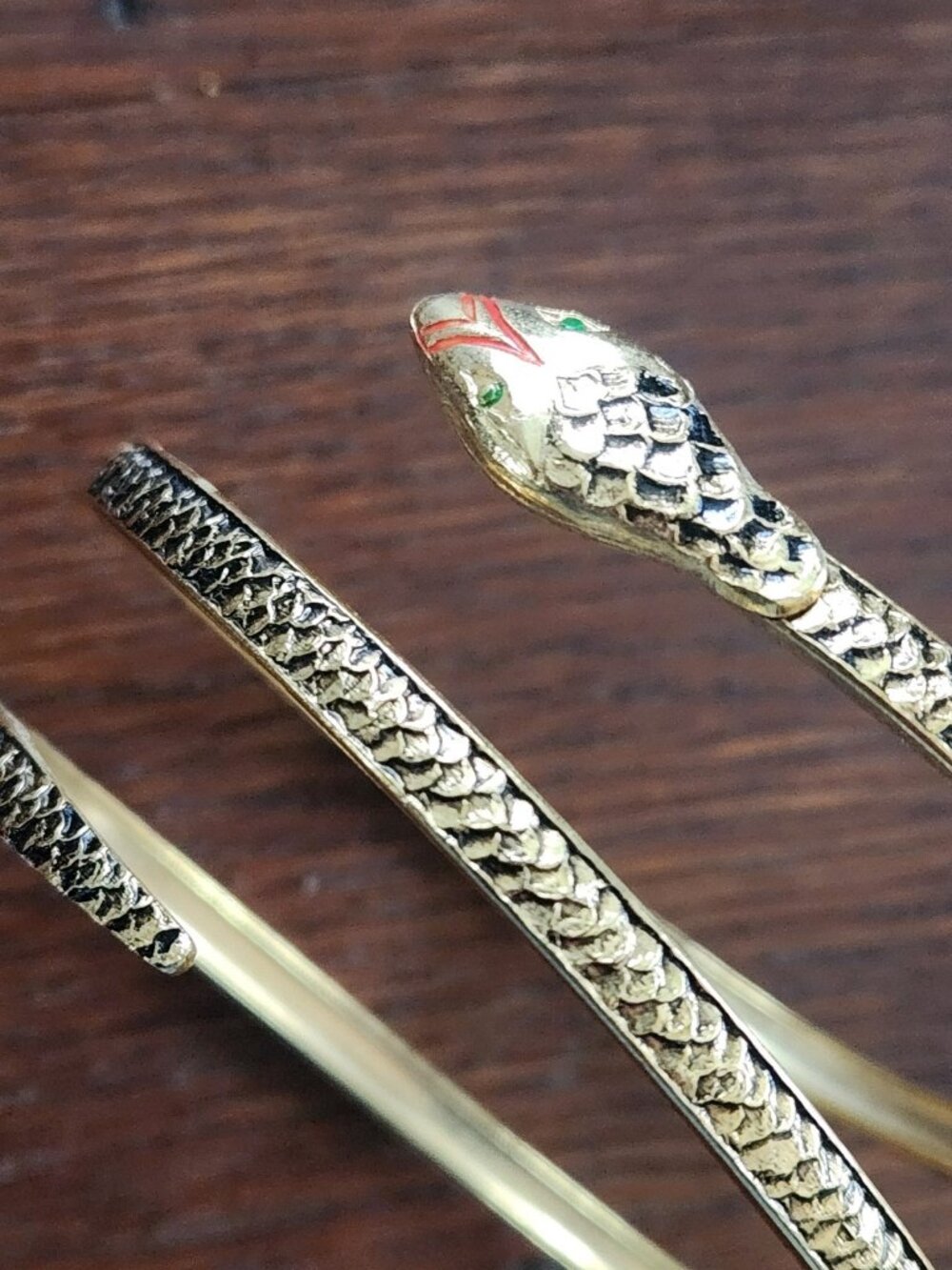 Spain Chased Metal Enamel Snake Arm Cuff Bracelet Vintage Serpent 3" by 3" - Picture 5 of 7